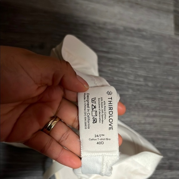 ThirdLove White Seamless Full-Coverage Bra - Picture 2 of 6